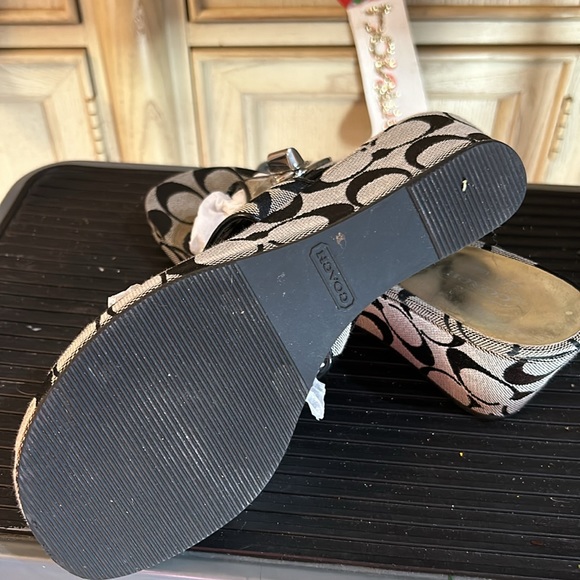 Vintage Coach Sandals - Picture 4 of 7